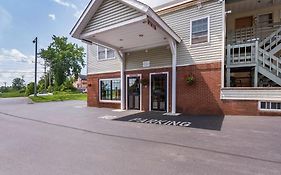 Econo Lodge Glens Falls